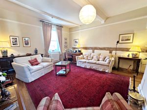 Lounge- click for photo gallery